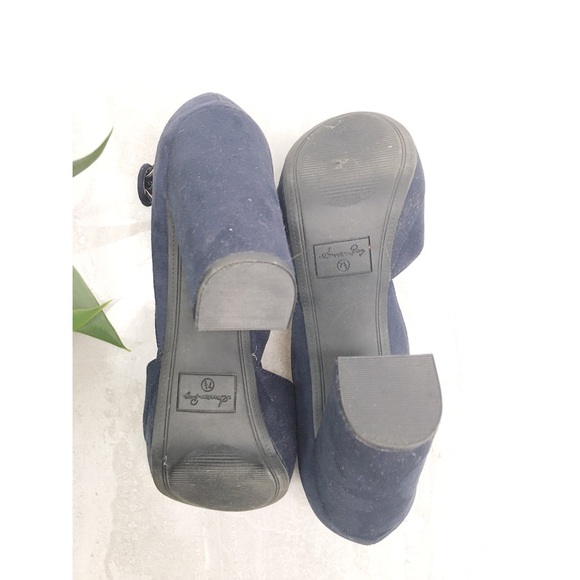 Block-Heel Platform Sandals - Picture 8 of 9